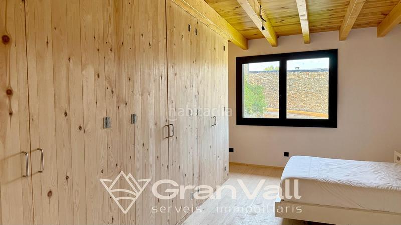 Foto 0ab06a34-b969-4d64-851a-c84bf3e649d4. Casa adossada amb calefacció aparcament a Das