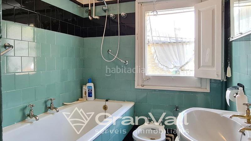 Foto b689369e-591f-46e1-8255-92fb278af8e2. Casa amb calefacció aparcament a Puigcerdà