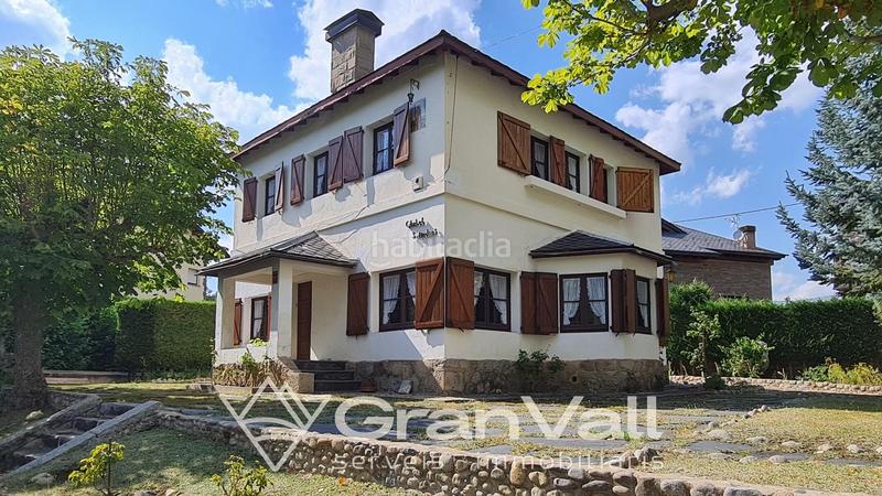 Foto d5185e32-c0c0-42ad-b911-9418d2f4b3e9. Casa amb calefacció aparcament a Puigcerdà