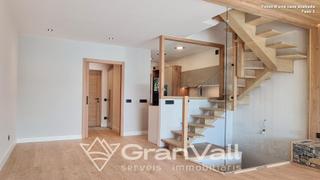 Casa adossada  Major. Casa de obra nueva en gréixer  promotora avet blau