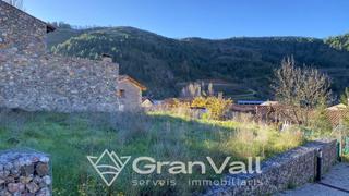 Terreny residencial a Montellà i Martinet. Solar para casa unifamiliar en martinet