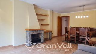 Apartament a Puigcerdà. Vive en el corazón de puigcerdà con todas las comodidades!