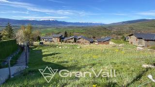 Terrain résidentiel à Llívia. Las mejores vistas de la cerdanya en cereja!!! posibilidad de co