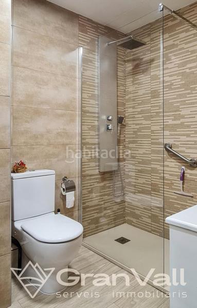 Foto 1e0902af-61ca-4d4a-abf6-c00037b8ef88. Appartement mit heizung in Puigcerdà