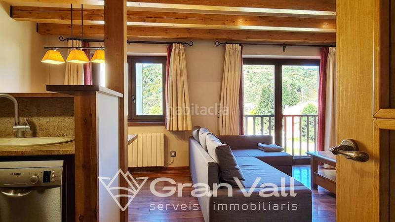 Foto f6e8f880-e431-4683-bb1c-af03fcac5c18. Apartament a d' alp 7 a Molina (La)