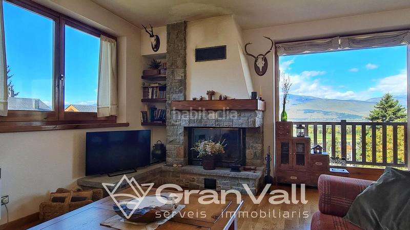 Foto 45790459-5cd8-4a95-a94a-a179f3aee2be. Apartament amb calefacció aparcament a Alp