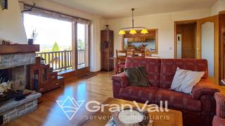 Appartement à Alp. Bonito apartamento con magníficas vistas en alp