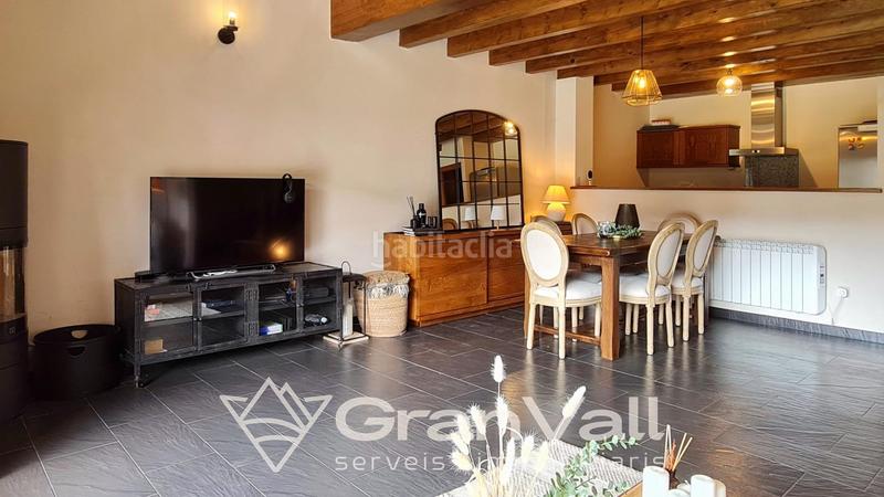 Foto 52059fca-7752-475e-ba09-9c981b682b95. Reihenhaus mit heizung parking in Montellà i Martinet