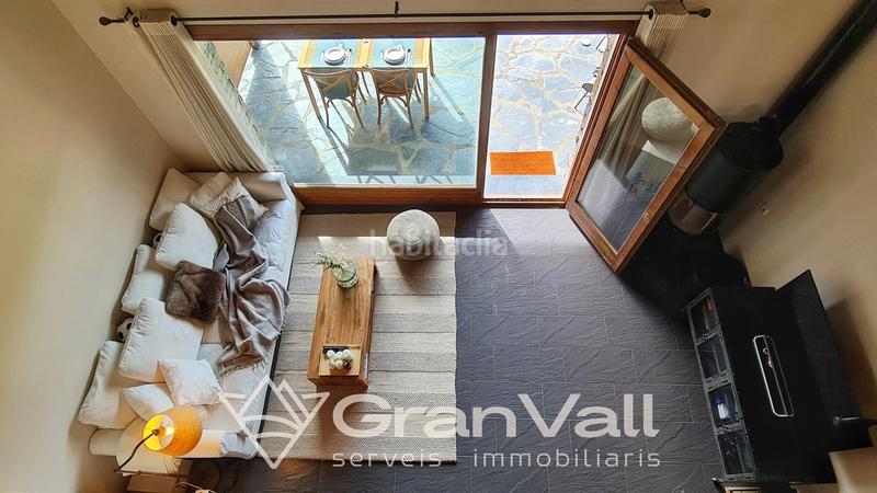 Foto 780fac2a-5db2-40ed-b7c1-39b286cea400. Reihenhaus mit heizung parking in Montellà i Martinet