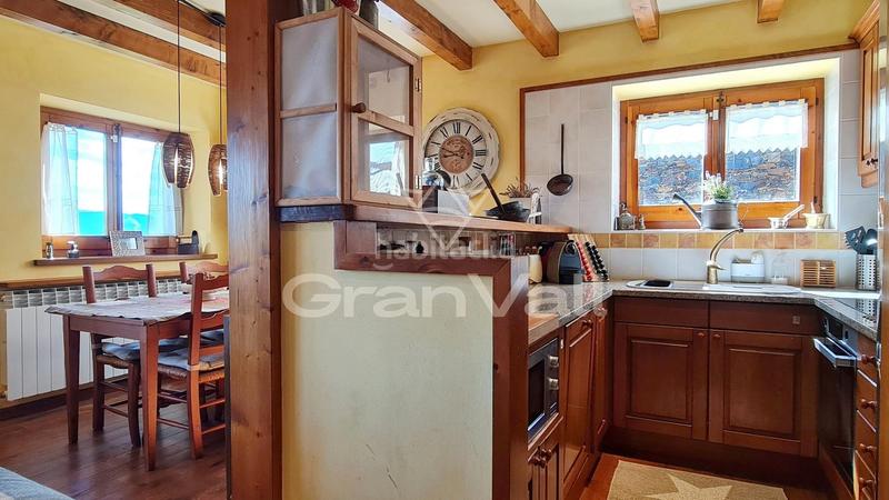 Foto eddca8e0-28e3-41f8-921b-211286494ee7. Piccolo appartamento con riscaldamento in Guils de Cerdanya