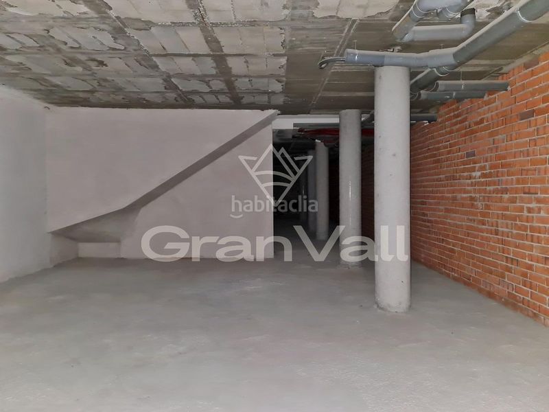 Foto 7a508f43-32c5-4b02-b498-643836a7a3dd. Local comercial a Puigcerdà
