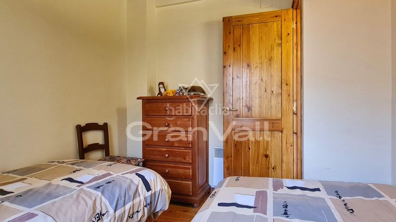 Foto 754a9c22-e902-4081-a186-5a7fe9f83535. Casa adossada amb calefacció aparcament a Ger