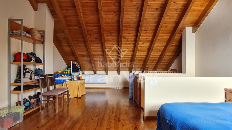 Foto a93542e0-6a6c-4701-aef0-688f2dc9ef15. Casa adossada amb calefacció aparcament a Ger