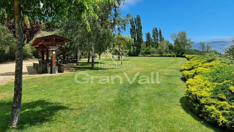 Foto b61431eb-a963-4b4c-8454-f7e4f71e5505. Casa adossada amb calefacció aparcament a Ger