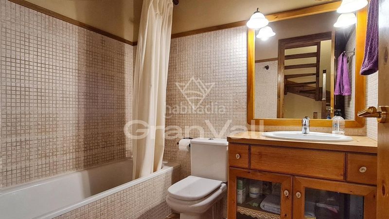 Foto c21e4c0f-7009-459a-8d44-a4b57a0239a1. Casa adossada amb calefacció aparcament a Ger