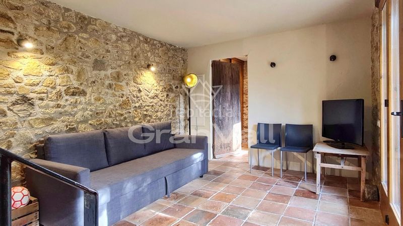 Foto 91d3c6d6-7098-46e4-a857-1c7e925b904d. Casa adossada amb calefacció aparcament a Dorres