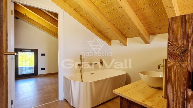 Foto 72b46c26-4e8e-4d42-80e4-100d0dd74a4a. Casa amb calefacció aparcament a Font-Romeu