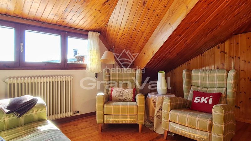 Foto 2f38070d-a7b4-4052-b172-5e8ee6bf1502. Ático acogedor ático con vistas en el centro en Puigcerdà