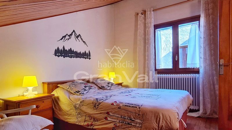 Foto 8660c734-dfe4-4040-a557-9b959b5a597a. Ático acogedor ático con vistas en el centro en Puigcerdà