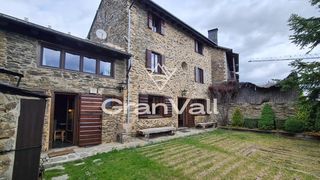 Casa a Bolvir. Casa unifamiliar en bolvir con jard�n privado y vistas