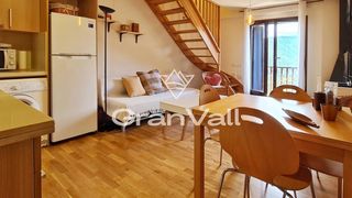 Duplex in Molina (La). Acogedor dúplex en la molina con buenas vistas
