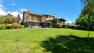 Chalet à Puigcerdà. Espectacular casa unifamiliar en la zona del lago de puigcerdà