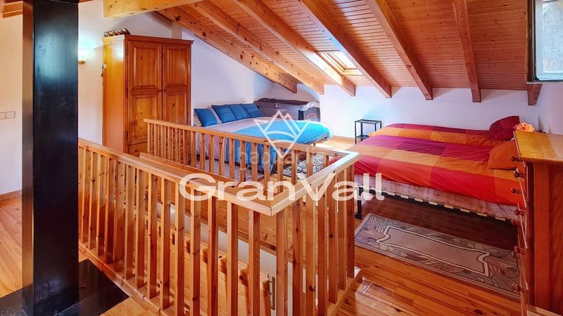 Foto 1a5f318a-ba0a-405b-8037-2f153ea29d1b. Casa adossada amb calefacció aparcament a Puigcerdà