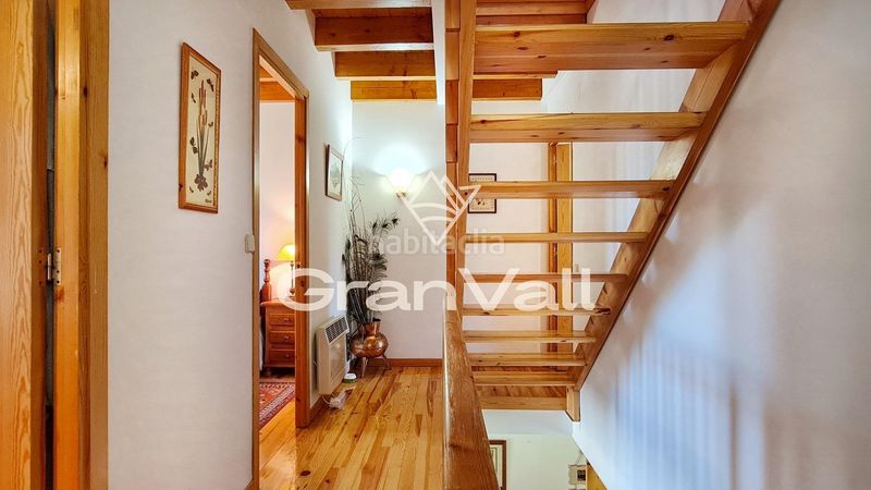 Foto 2cd50266-6aa7-4850-a1e7-1fa817e5de06. Casa adossada amb calefacció aparcament a Puigcerdà