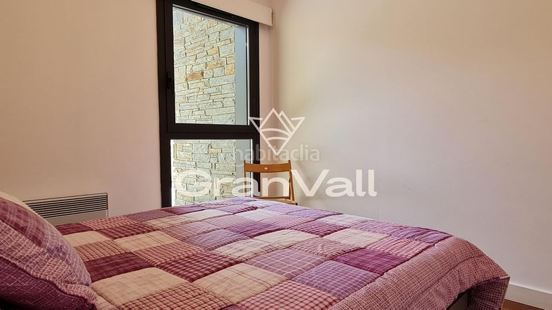 Foto 48b5c80a-a707-41bb-8345-b2759c9dd18e. Planta baixa amb calefacció aparcament piscina a Saillagouse