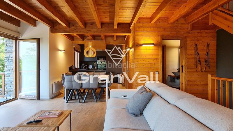 Foto 7d50a136-a471-40d8-9422-a85c41e8d91e. Casa amb calefacció aparcament a Enveitg
