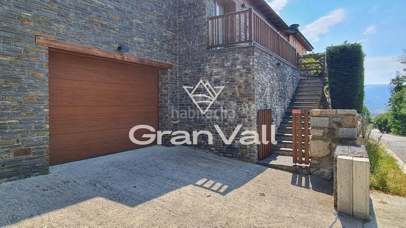Foto ae98c81f-9d5d-4d4b-b927-d1132e6003ec. Casa amb calefacció aparcament a Enveitg
