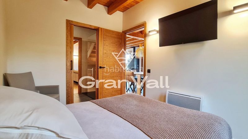 Foto e0aa2bd8-bb56-4046-90e5-972592c64fa1. Casa amb calefacció aparcament a Enveitg
