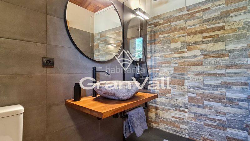 Foto e3649bd5-1417-4490-a8ae-d14b38320b1c. Casa amb calefacció aparcament a Enveitg