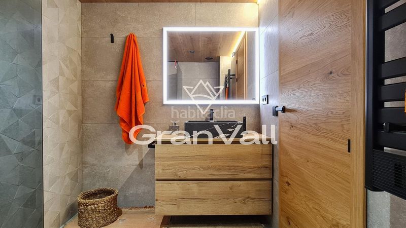 Foto 8a657b3e-1d37-43dd-b4d6-368807a15178. Apartament amb calefacció aparcament a Puigcerdà