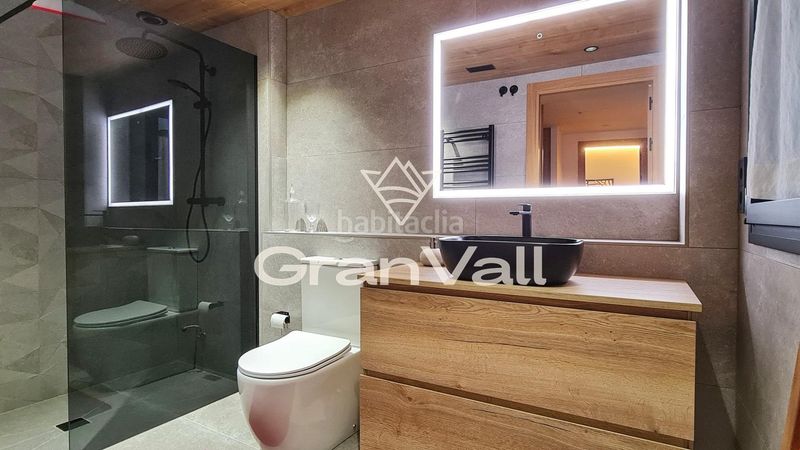 Foto 934842b6-aa17-4cb6-bbbe-06156251c693. Apartament amb calefacció aparcament a Puigcerdà