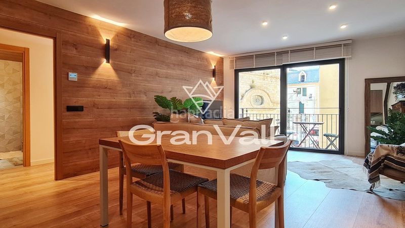 Foto f1afee32-4098-4bf2-9d35-b078411c8f4d. Apartament amb calefacció aparcament a Puigcerdà
