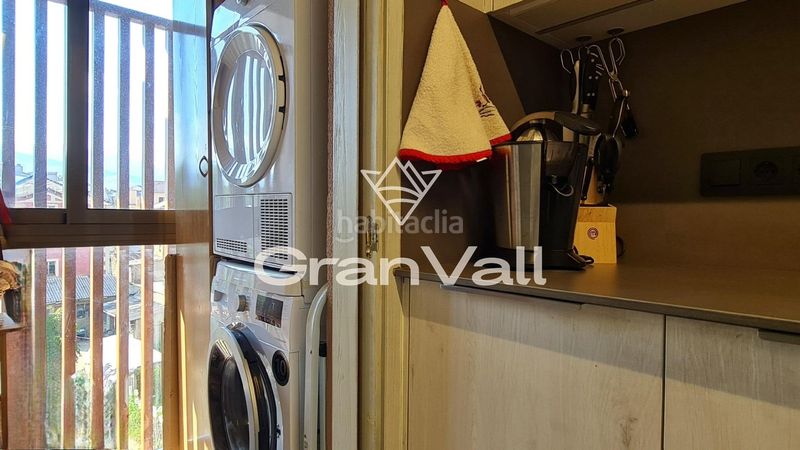 Foto 67c674c7-1c86-4b0d-9407-e03c5a0d2934. Àtic amb calefacció aparcament a Puigcerdà