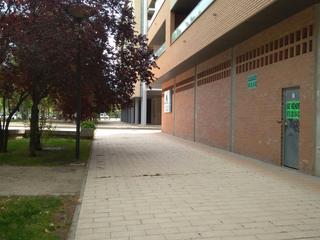 Business premise in Andador de María de Huerva 10