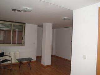 Rent Office space in Calle de miguel servet 94. Oficina miguel servet