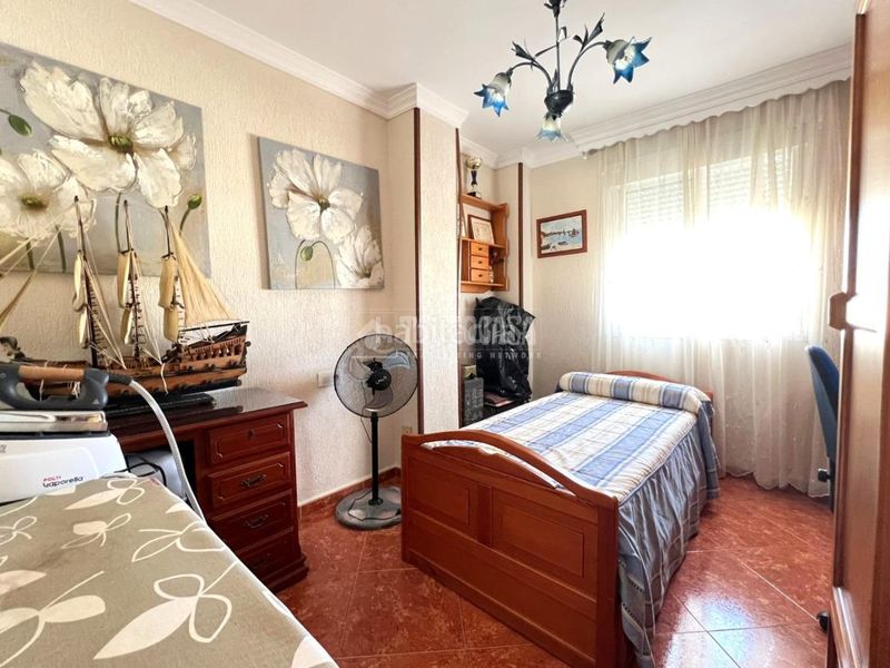 Foto 78d240d0-eb8e-4bf0-a021-0128962e8034. Casa a Parque Atlántico - Ronda este Jerez de la Frontera