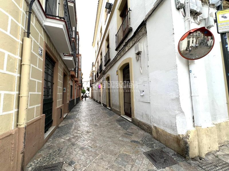 Foto 123235cb-f9ab-45f3-b76c-e37f1fbd3b32. Piso  en venta en Centro Jerez de la Frontera