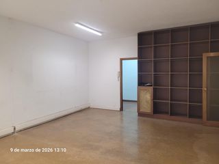 Miete Büro  Calle nuñez morgado. Oficina privada en alquiler con dos despachos