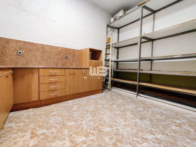 Foto 0401b3db-f594-4e10-b30f-1adf615e1006. Local comercial a Can Clos-Pinetons Ripollet