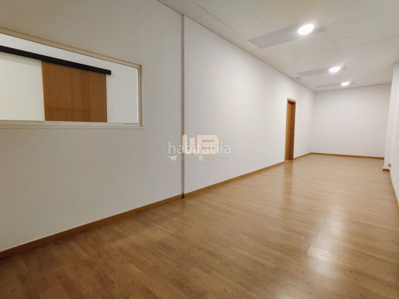 Foto 47604837-6d8e-4deb-ba0c-68b421606752. Local comercial a Can Clos-Pinetons Ripollet