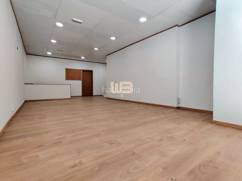 Foto e9320d42-db91-47fc-8982-a6a81c09fbff. Local comercial a Can Clos-Pinetons Ripollet