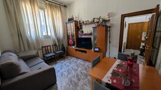 Pis  Carrer de torras i bages. Vivienda 3 dormitorios junto passatge cordelles y el ayuntamient