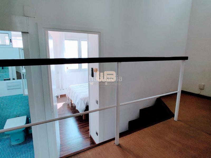 Foto 02508c8e-0afe-49df-9bf1-8d333c854e3b. Alquiler casa adosada bonita casa en alquiler con jardín privado y piscina comunitaria en Barcelona