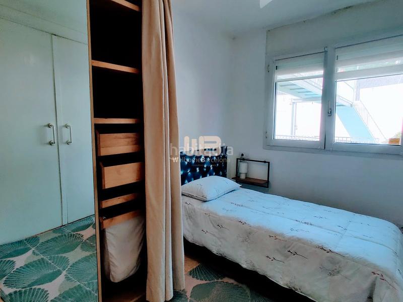 Foto 1e245ba8-709c-49b8-994e-67de2b2031fd. Alquiler casa adosada bonita casa en alquiler con jardín privado y piscina comunitaria en Barcelona