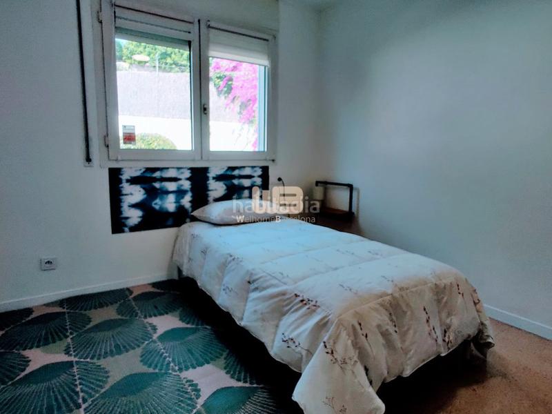 Foto 365c4dd1-201e-44f3-a89e-b81005827e5e. Alquiler casa adosada bonita casa en alquiler con jardín privado y piscina comunitaria en Barcelona