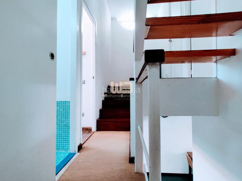 Foto 824ab8ed-8ba3-4e74-b370-59dd131ddc4c. Alquiler casa adosada bonita casa en alquiler con jardín privado y piscina comunitaria en Barcelona